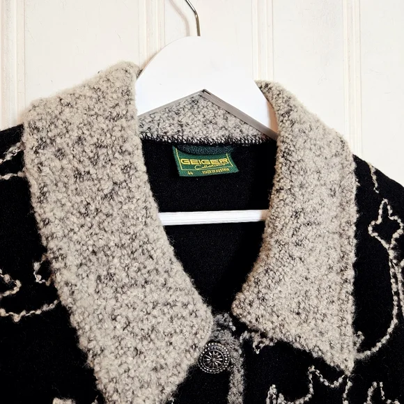 Vintage Geiger Collections Black Wool Coat Austrian Tailored Embroidery Size 40 - Picture 5 of 16